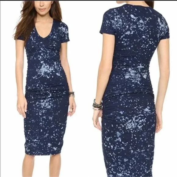 93 Monrow Bleach Splatter V Neck Scrunch T Shirt Dress - Picture 2 of 6